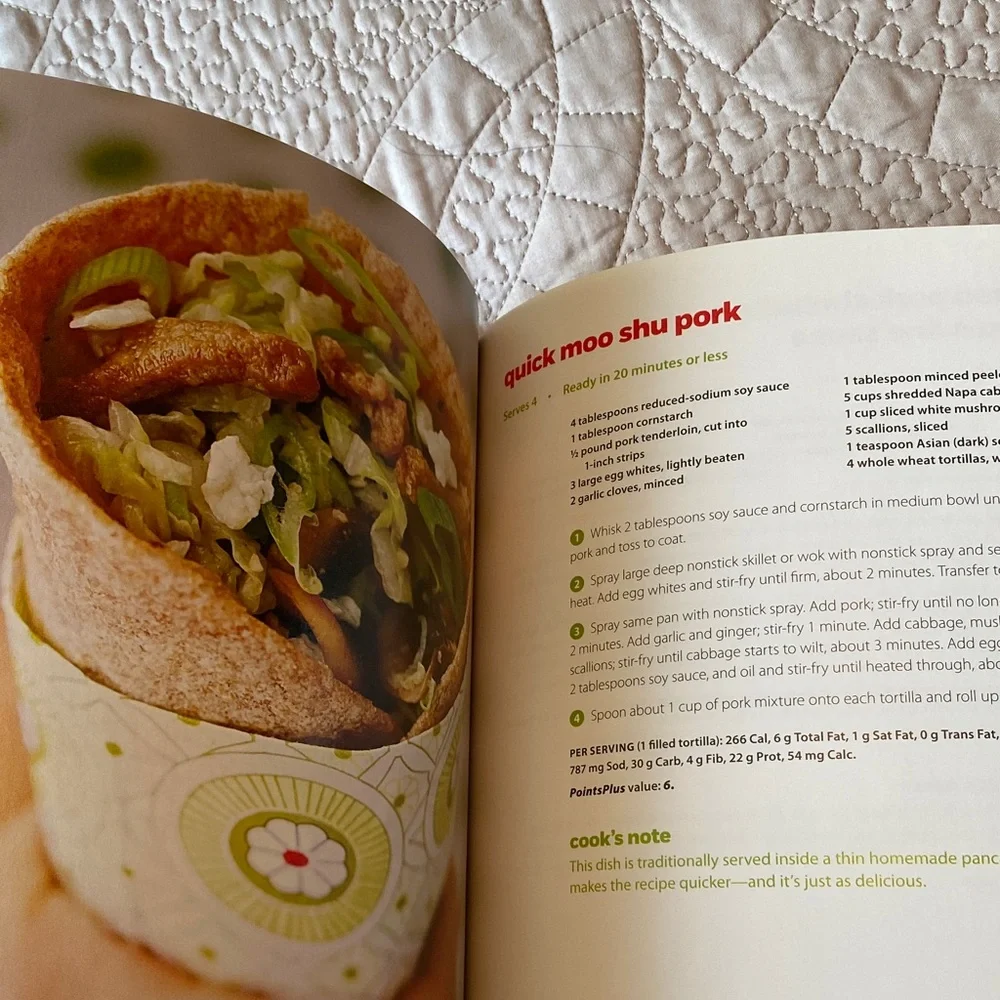 Weight Watchers What to Cook Now Cookbook - Over 300 great recipes ๐ฉโ๐ณ - Picture 6 of 16